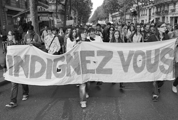 photo manif indignez-vous Le Misanthrope