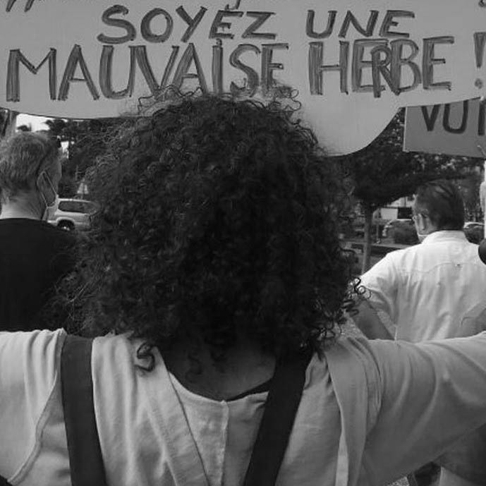 Photo manif Mauvaise herbe Le misanthrope