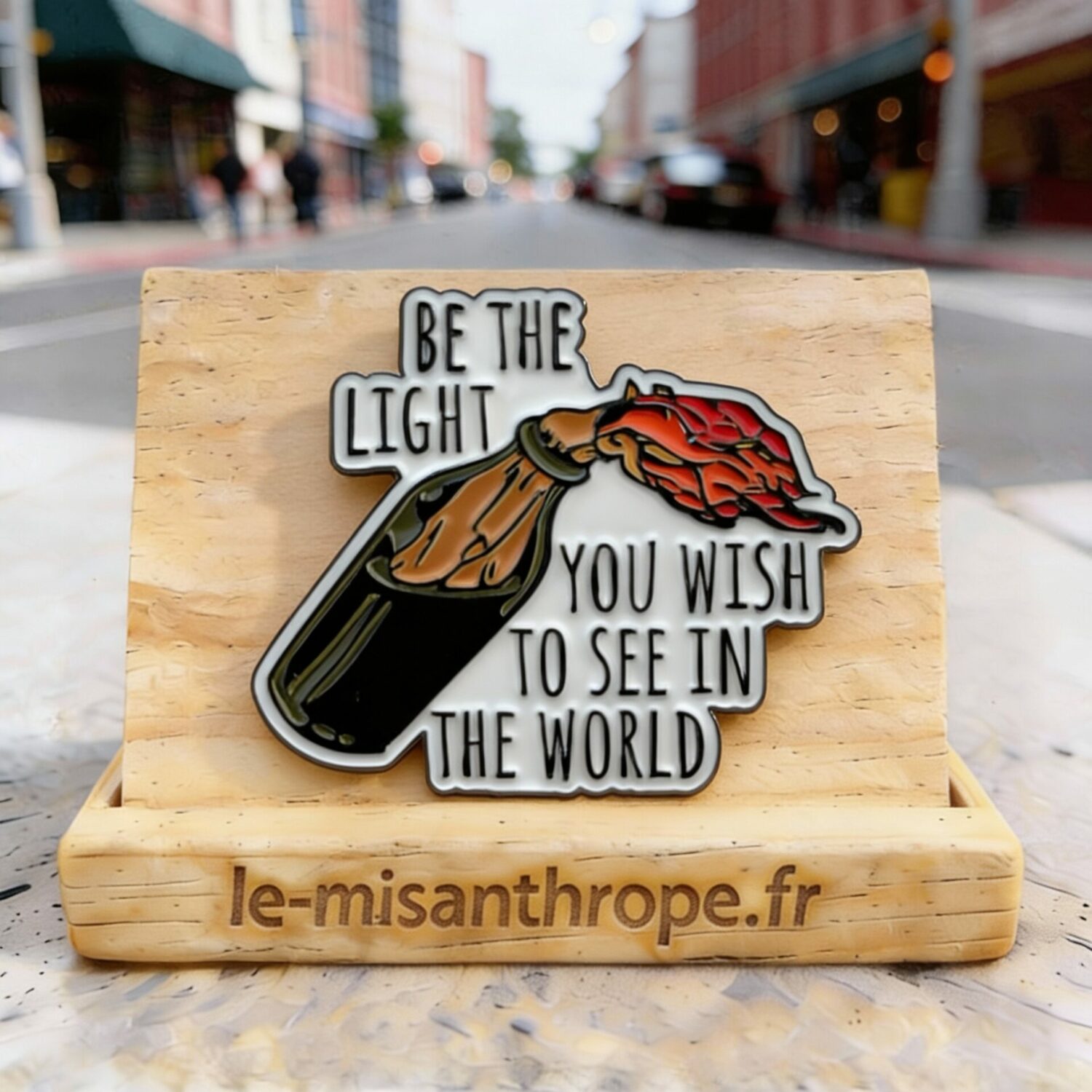 Pin’s militant et féministe – Accessoire engagé Le Misanthrope