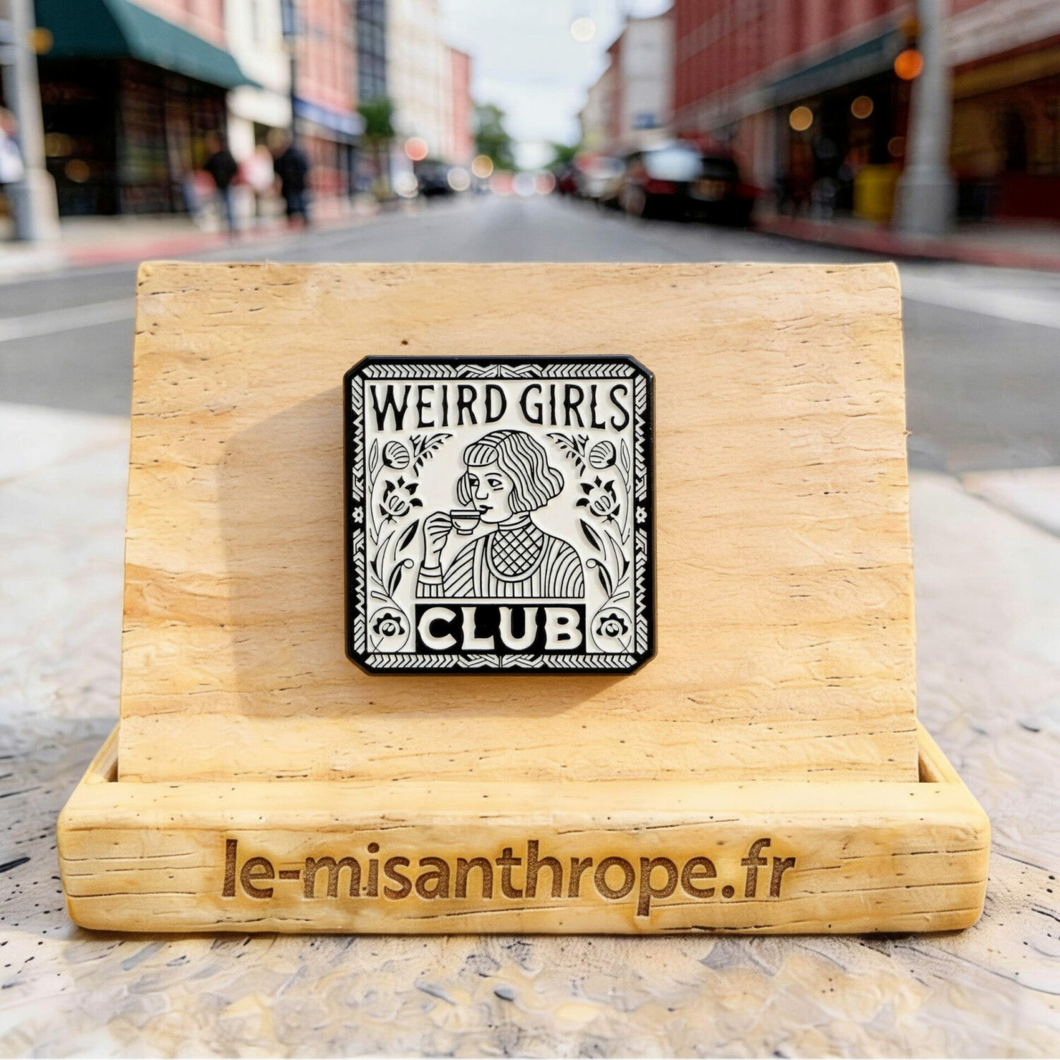 Pin’s militant et féministe – Accessoire engagé Le Misanthrope