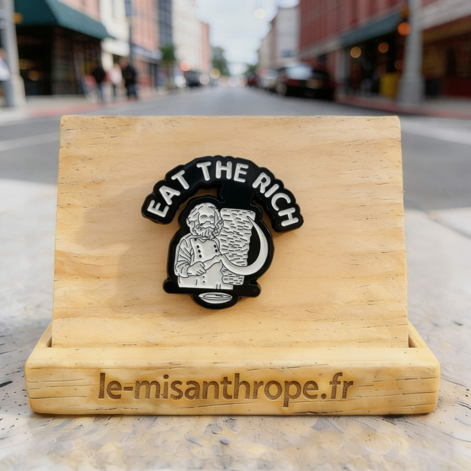 Pin’s militant et féministe – Accessoire engagé Le Misanthrope