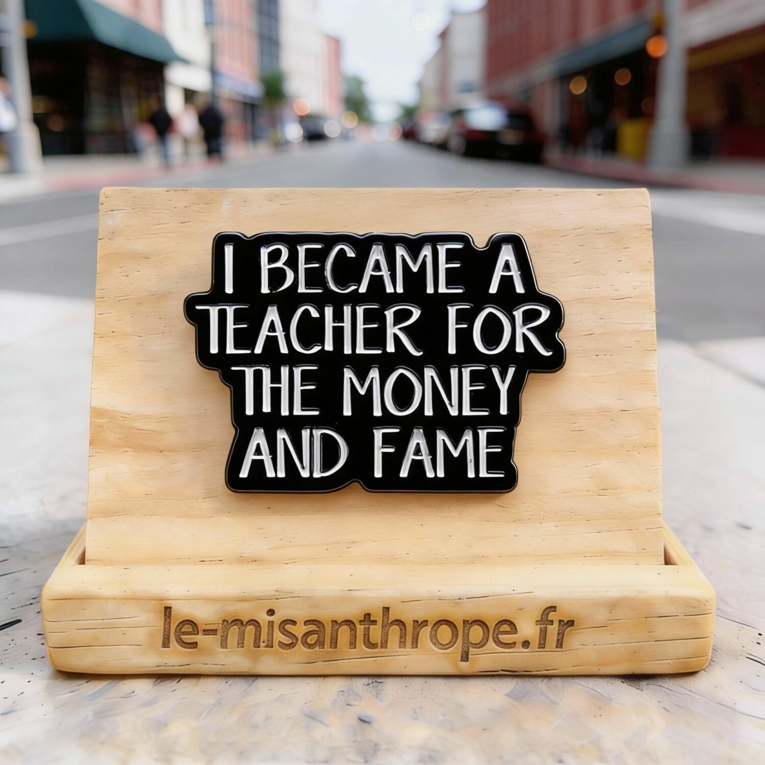 Pin’s militant et féministe – Accessoire engagé Le Misanthrope