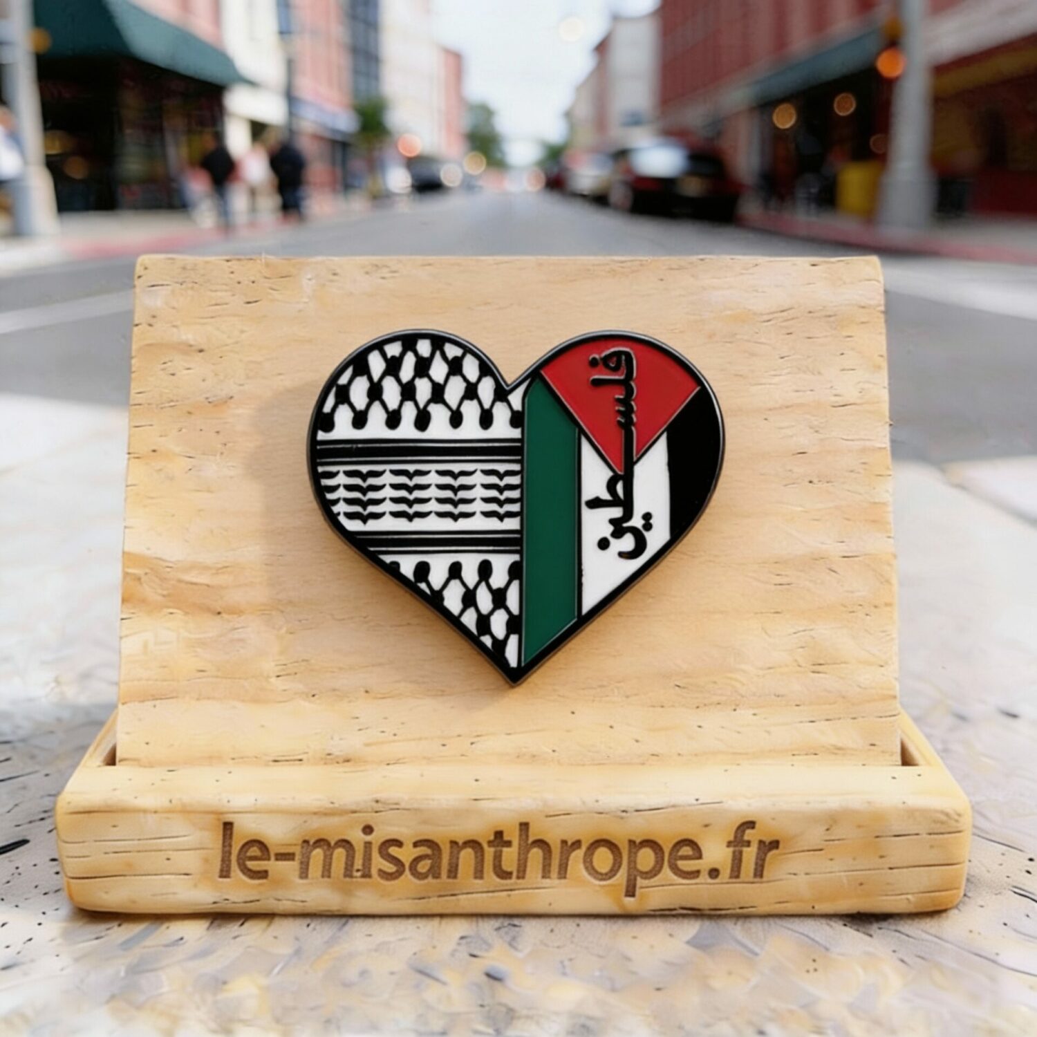 Pin’s militant et féministe – Accessoire engagé Le Misanthrope