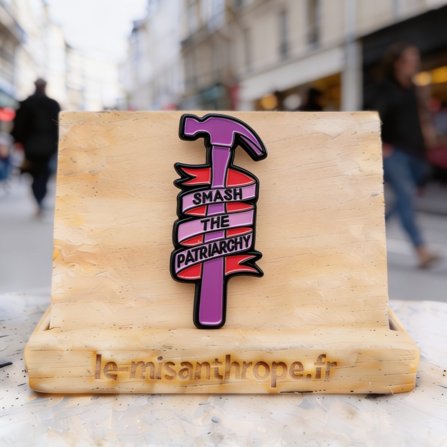Pin’s militant et féministe – Accessoire engagé Le Misanthrope