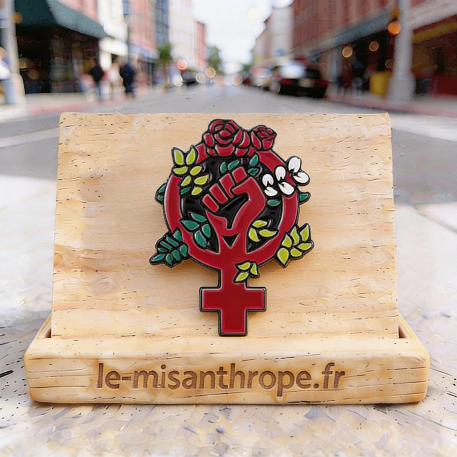 Pin’s militant et féministe – Accessoire engagé Le Misanthrope