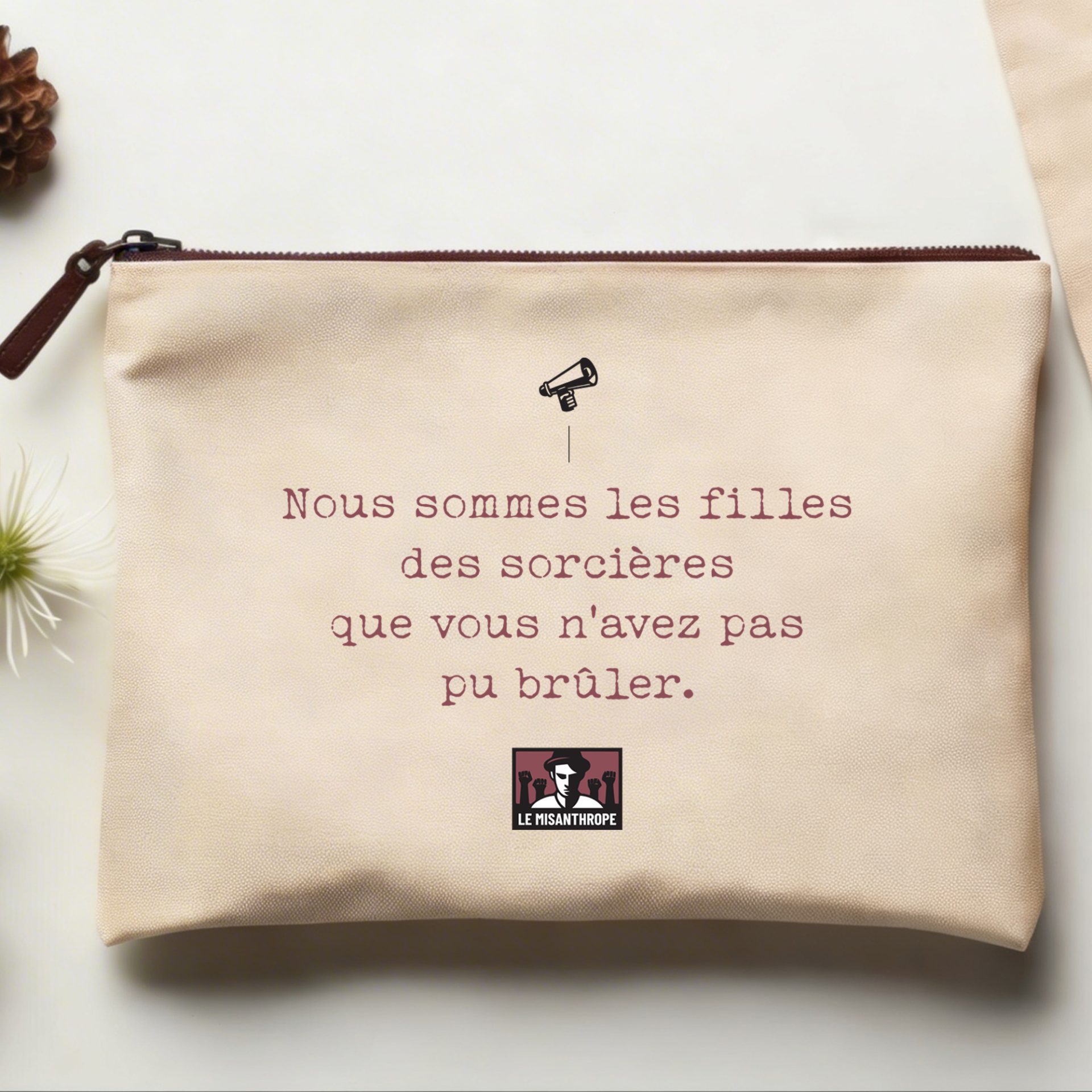 Pochette féministe coton écru Nous sommes les filles des sorcières