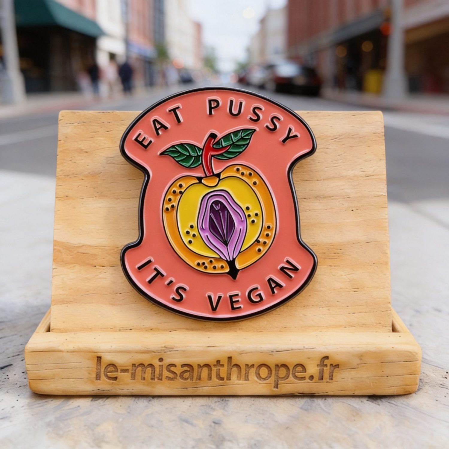 Pin’s militant et féministe – Accessoire engagé Le Misanthrope