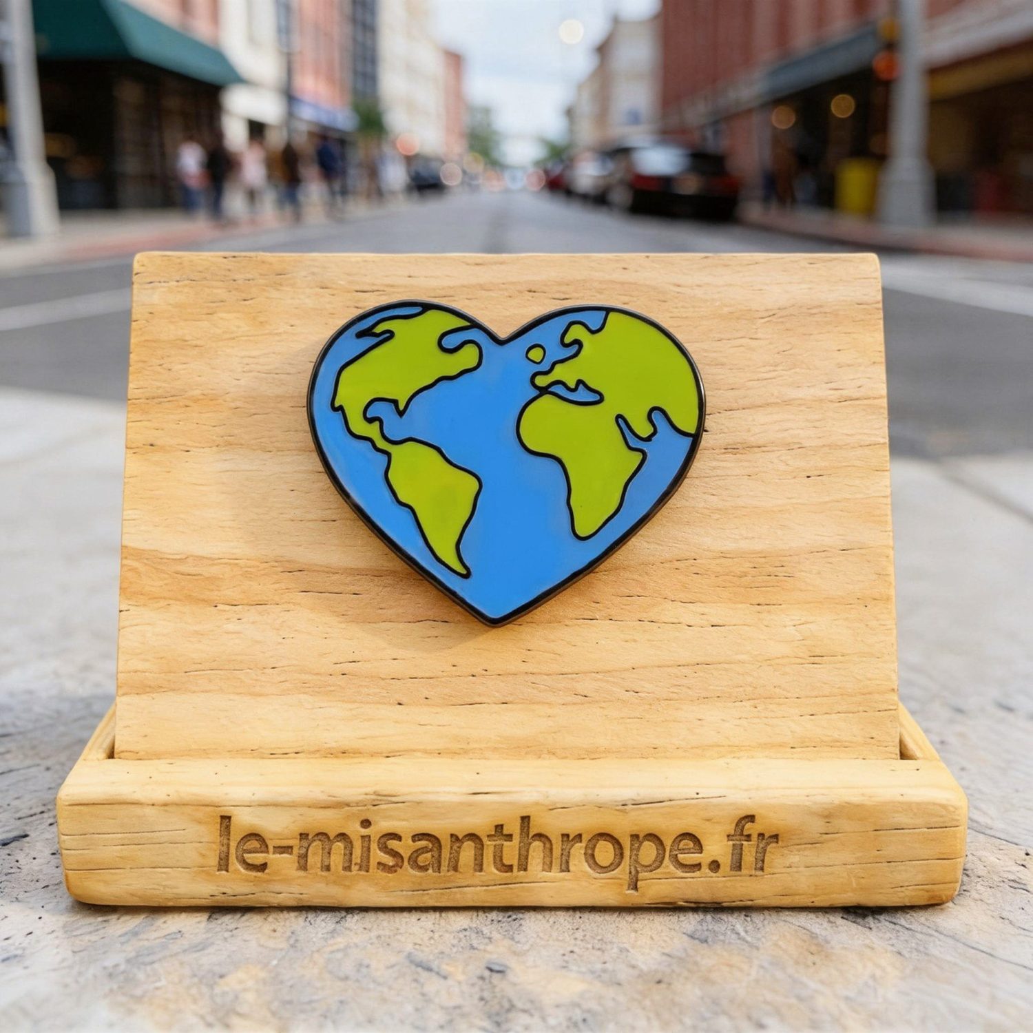 Pin’s militant et féministe – Accessoire engagé Le Misanthrope